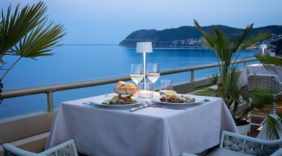 grand hotel spiaggia alassio roof garden